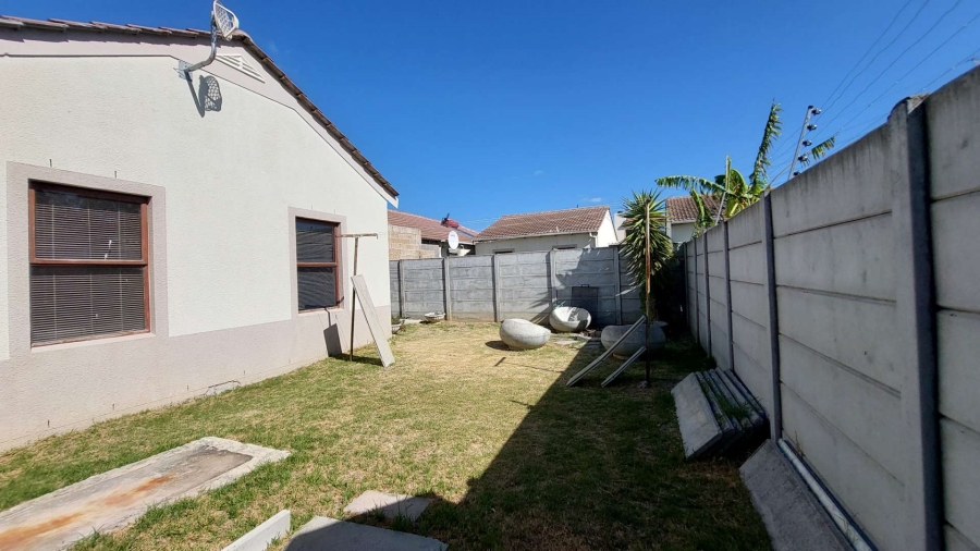 2 Bedroom Property for Sale in Victoria Park Western Cape